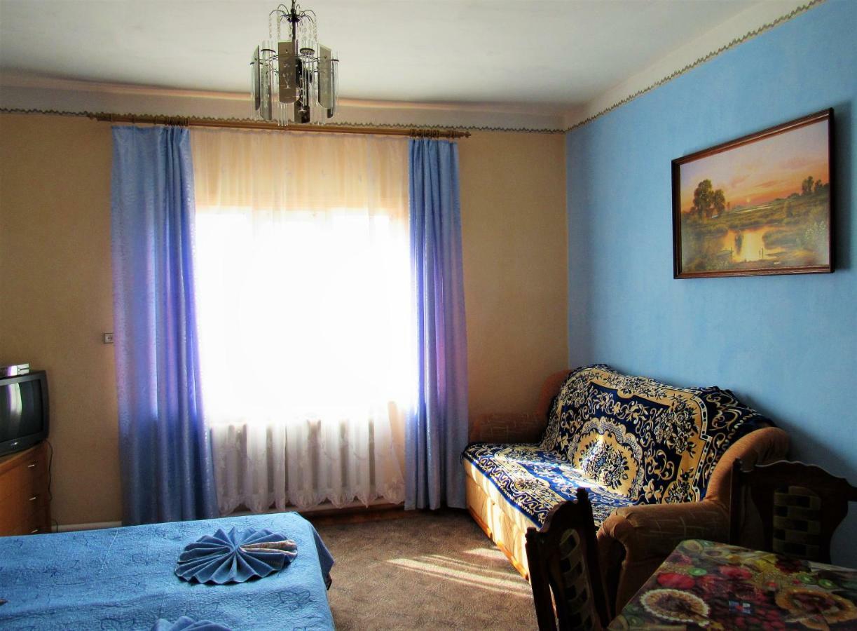 Відпочинок У Пронів 호텔 슬랍스크 외부 사진